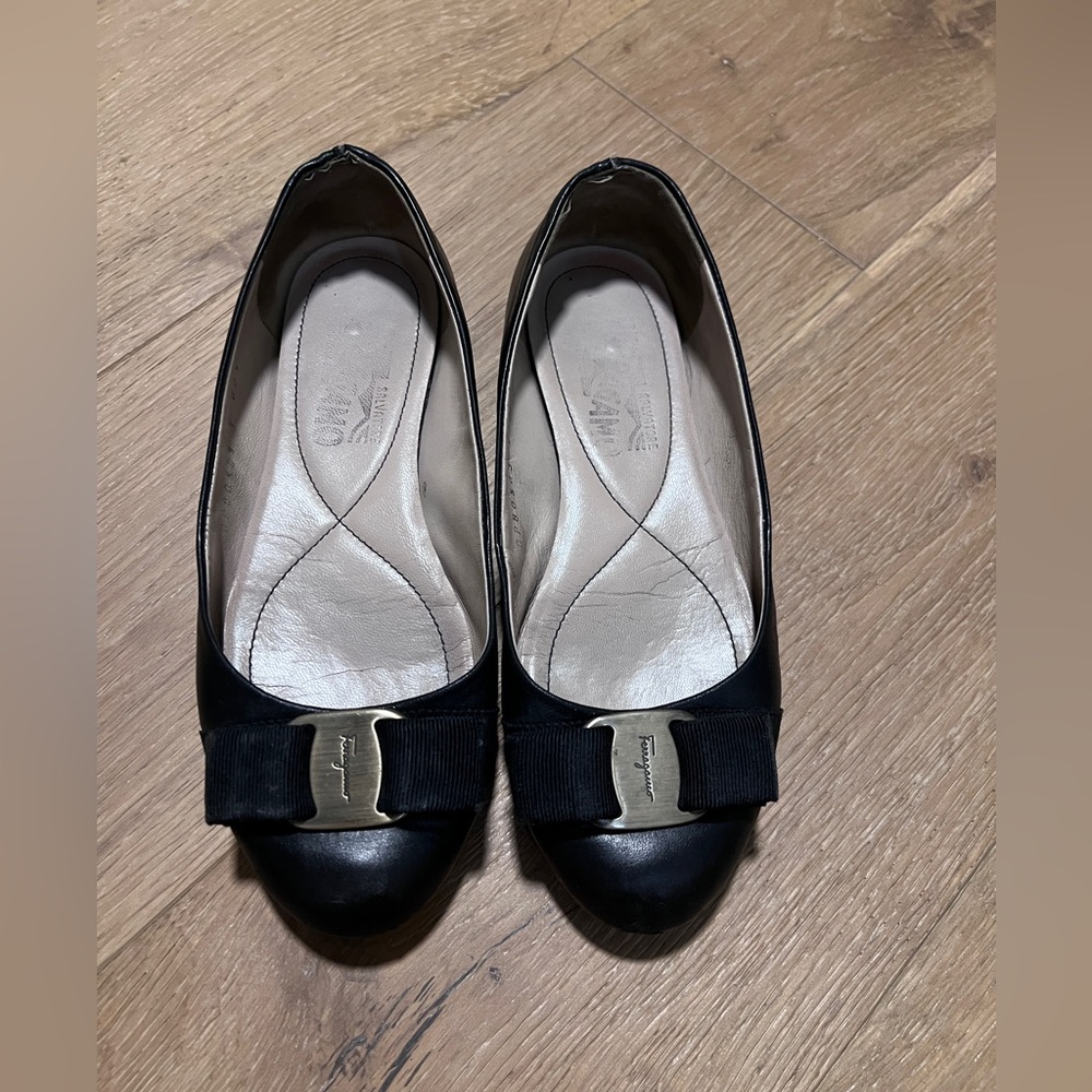 Ferragamo Classic ballet flats
